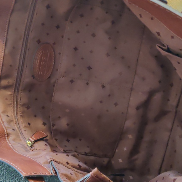 Nwt leather fossil weekender - Picture 6 of 6